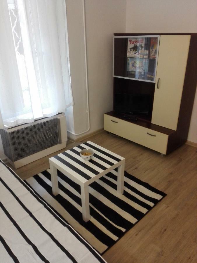 Minion & Snoopy Apartman Budapeste Exterior foto