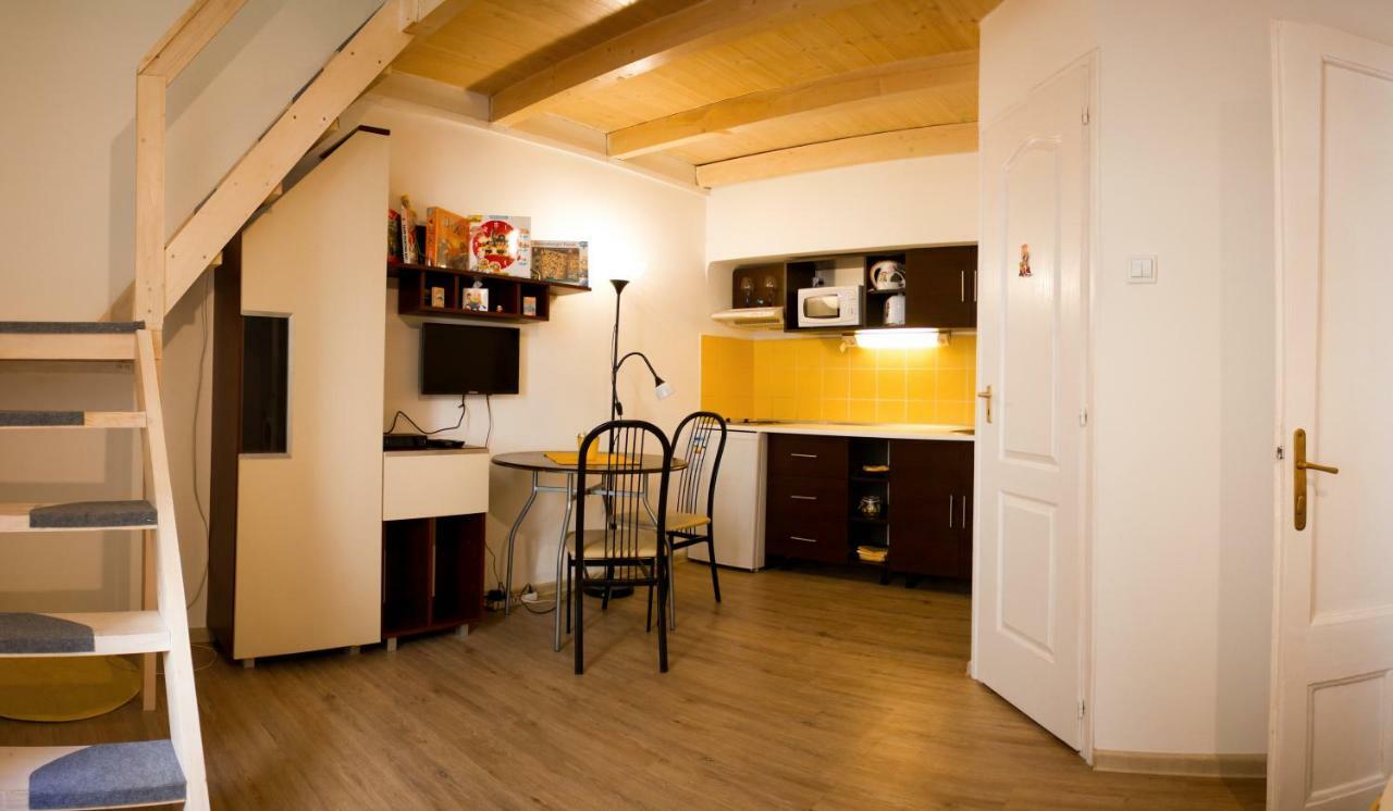Minion & Snoopy Apartman Budapeste Exterior foto