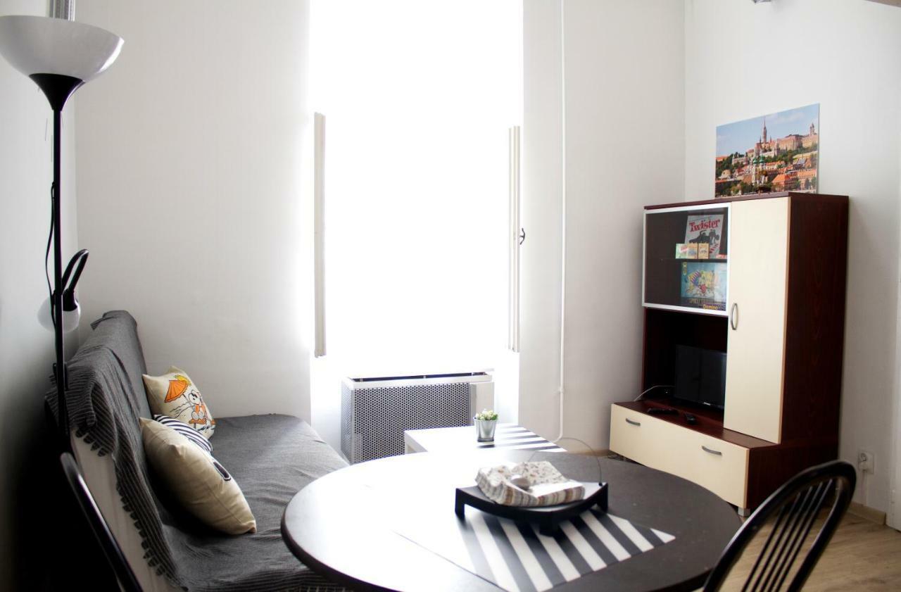 Minion & Snoopy Apartman Budapeste Exterior foto